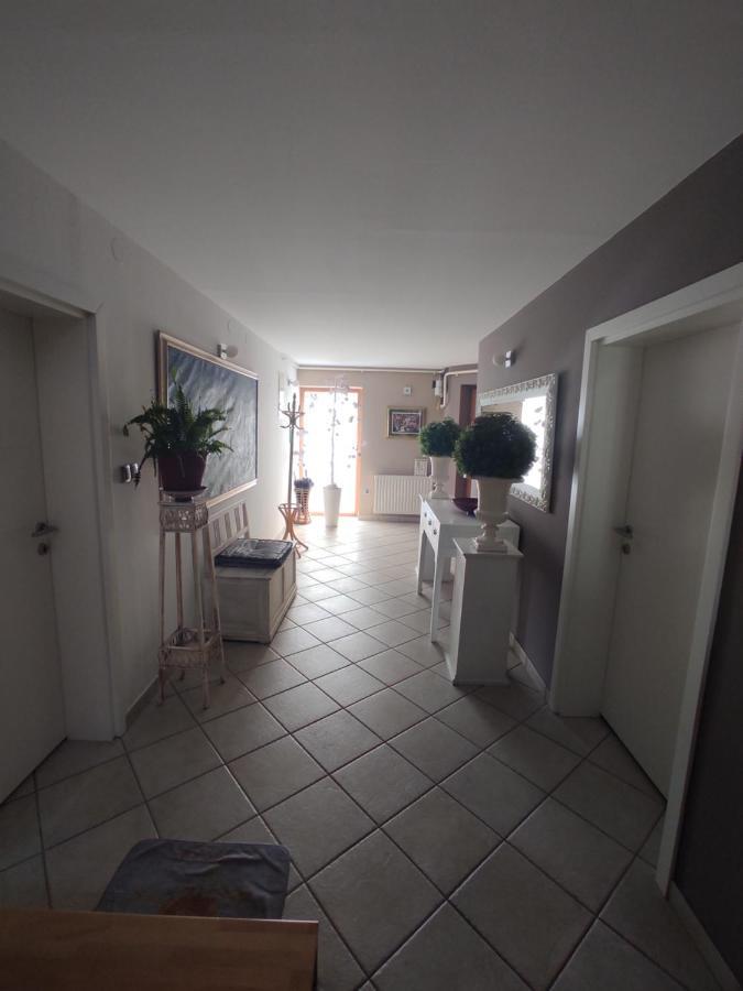 Apartment Sven Загреб Экстерьер фото